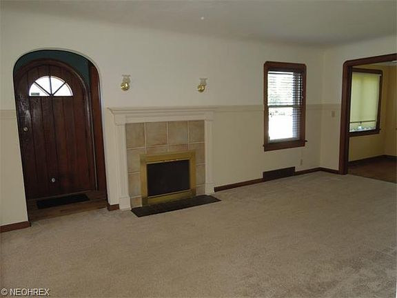 2nd image of 1064 Norton Ave