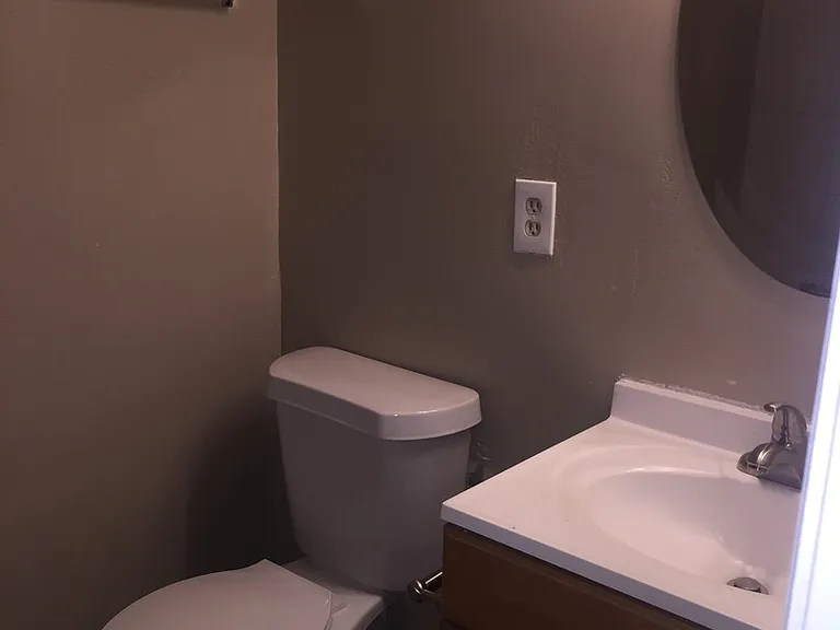 830 Sky Lake Cir #A — Photo 5