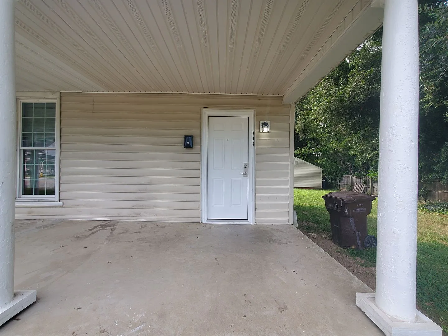 508 S Magnolia ~ Dunn — Photo 2
