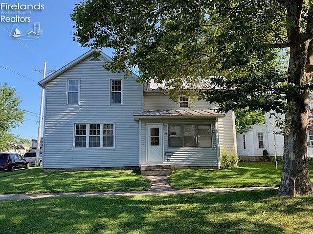 1st image of 320 W Stevenson St