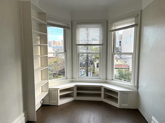 2 bed, 750 sqft, $4,500 — Photo 4