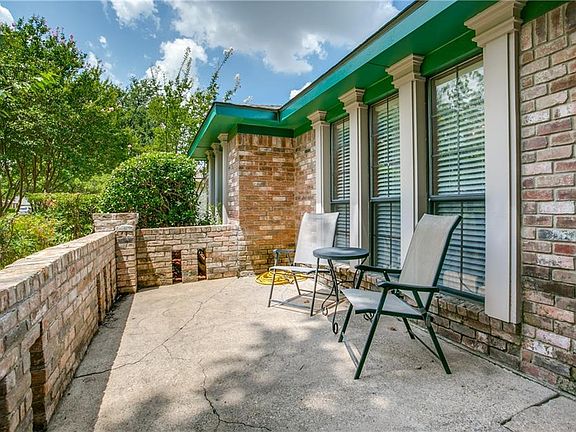 3rd image of 3501 Lynbrook Dr