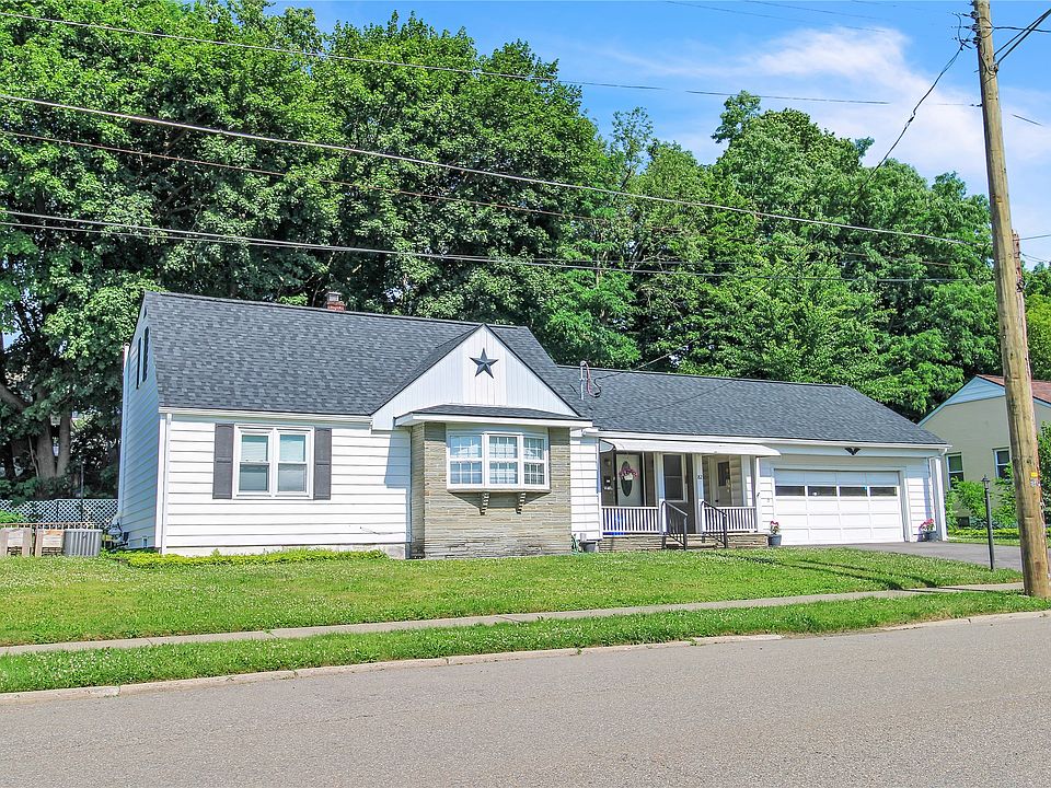 1st image of 82 Howard Ave