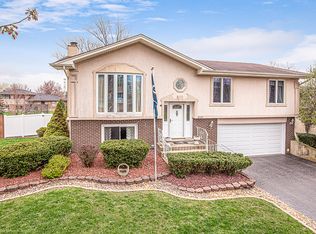 8525 Hemlock St, Orland Park, IL
