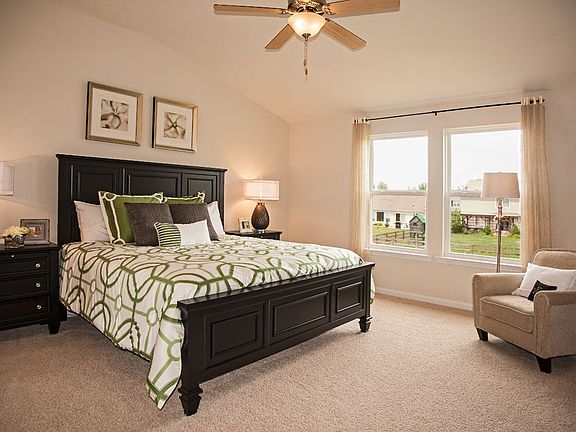 The Ashton Owner s Suite