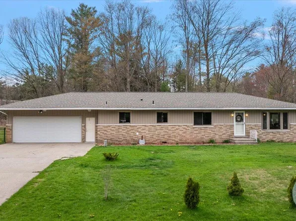 4125 Lorenson Rd, Whitehall, MI 49461