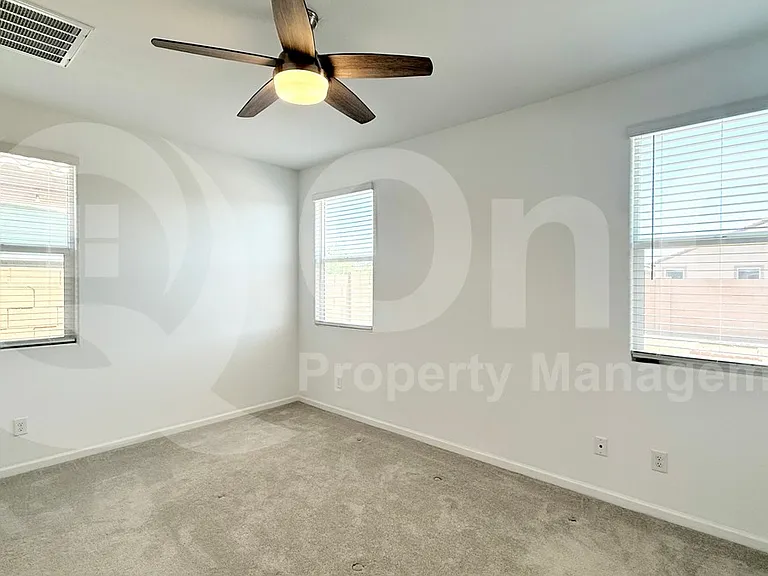 9357 W Glenrosa Ave — Photo 8