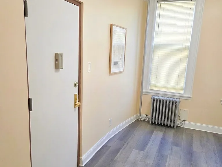 54-06 Nurge Ave #3 — Photo 2