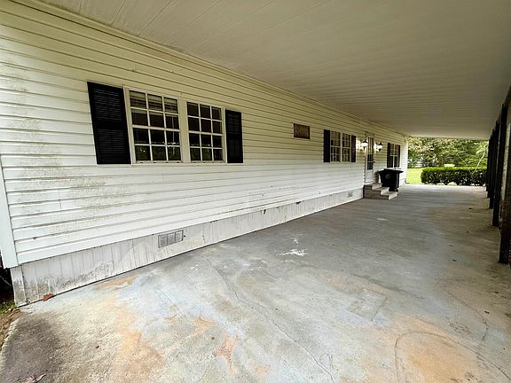 2nd image of 10247 Rebel Cir