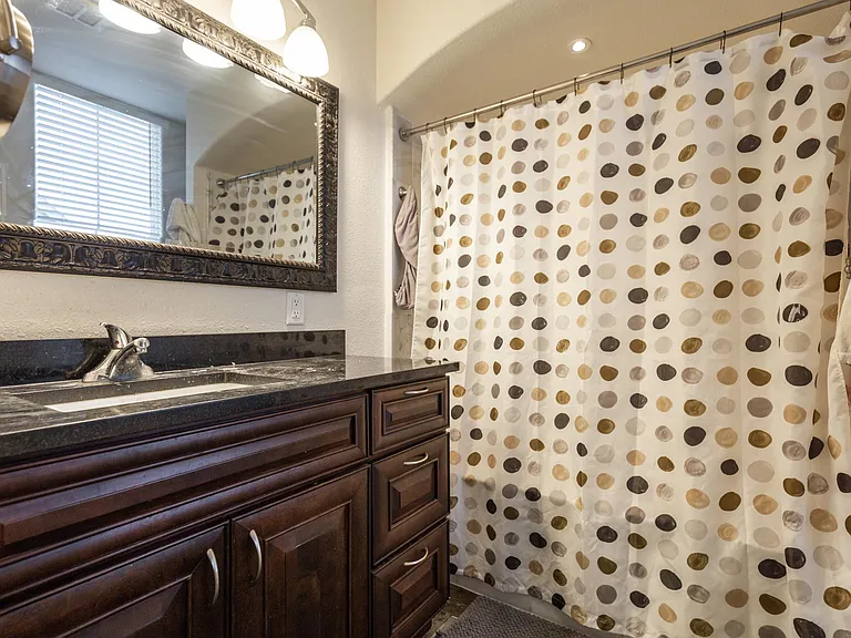 1818 N Humboldt Ave #202 — Photo 30