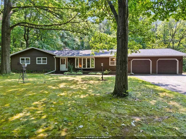 4390 Deprey Rd, Abrams, WI 54101