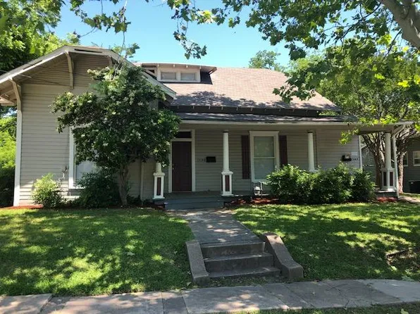 1514A Caddo St, Commerce, TX 75428