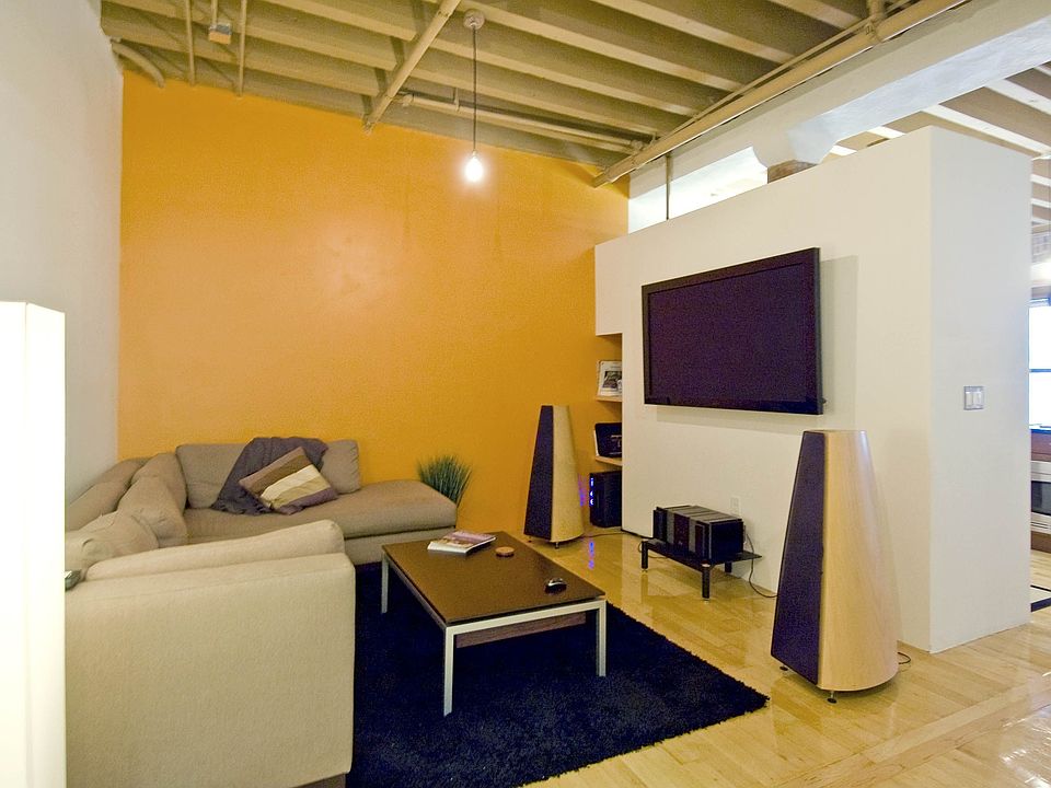 Living Room (1)