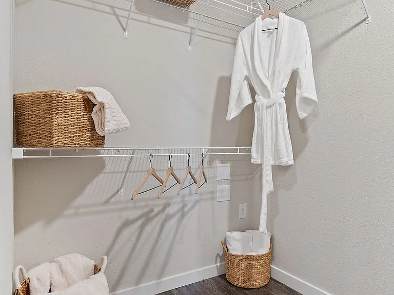 Breeze - 1 Bed / 1 Bath - 682 Sq.Ft.