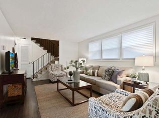 9748 Penn Ave S, Bloomington, MN 55431