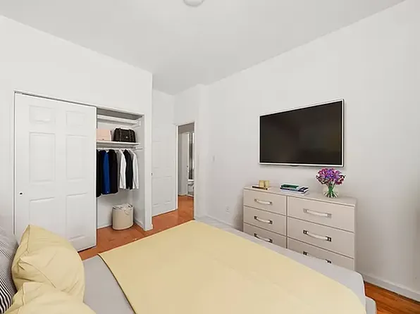 215 West 101st Street 1B image 5 of 6