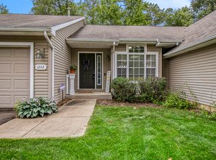 1242 Harrier Rdg, Kalamazoo, MI 49009