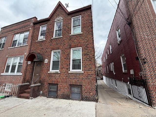 1st image of 1826 Edison Avenue