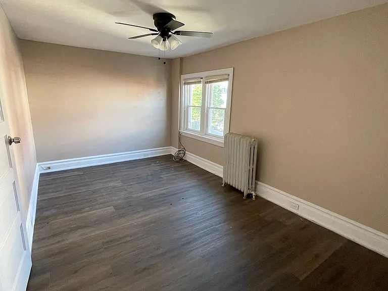 1610 W Walnut St #2 — Photo 6
