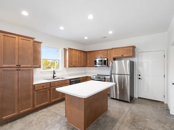 308 E Morgan St #C, Boonville, MO 65233