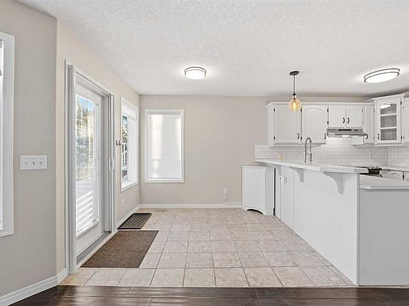 4th image of 20 S 34th Ave SW #1