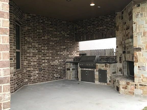 4th image of 4835 Bell Mountain Dr