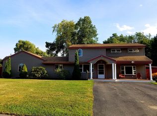 13 Bowdoin St, Danvers, MA 01923