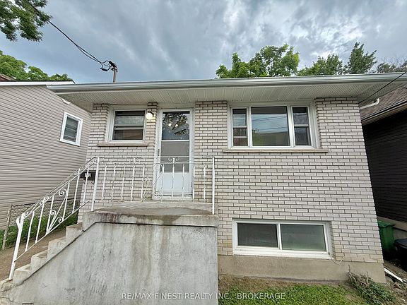 2nd image of 102 Chatham St