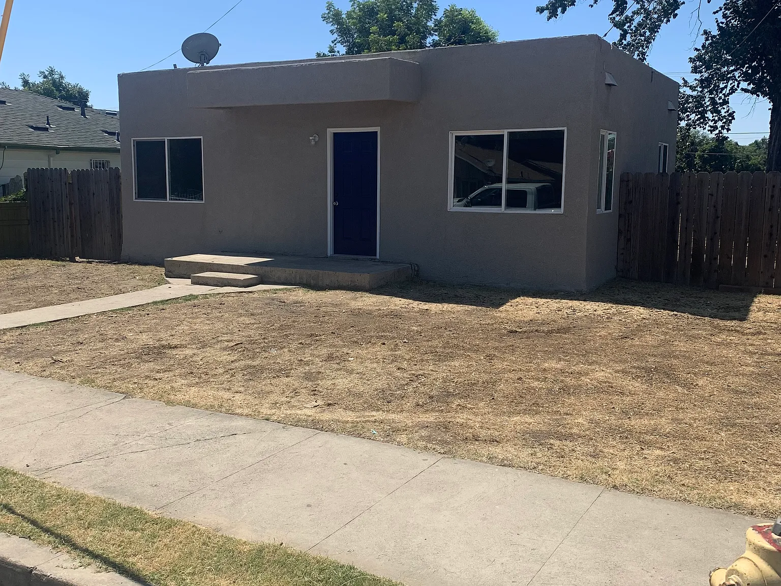 W Goshen Ave, Visalia — Photo 1