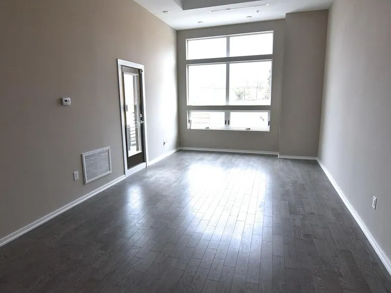 958 Shackamaxon St #O1 — Photo 6