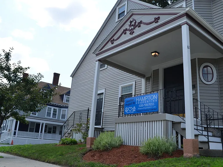 61 Cedar St — Photo 12