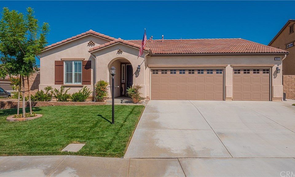 1st image of 28717 Mahogany Trail Way