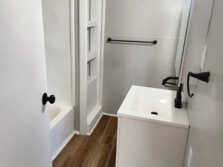 11716 Parkhill Ave #UP — Photo 5