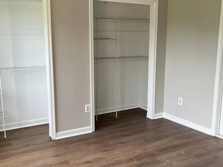 Master Suite #2(LVP flooring and paint) semi-private full bath