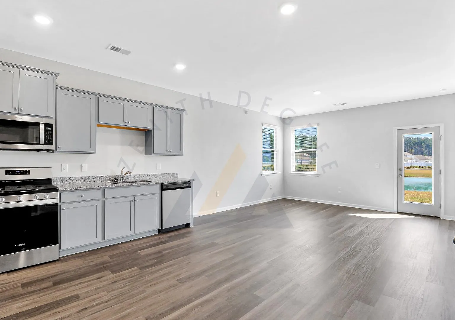 2222 Sanctum St — Photo 3
