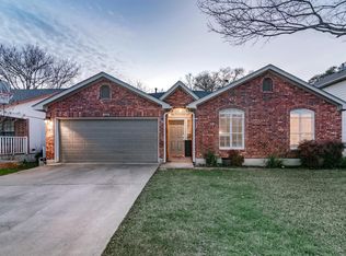2703 N Walker Dr, Leander, TX 78641