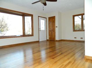 169 N Ridgemoor Ave, Mundelein, IL 60060