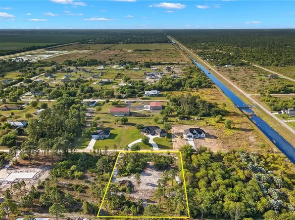 7896 14th Pl, Labelle, FL 33935