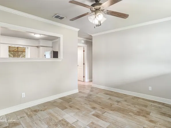 1203 Violet Ave, Bossier City, LA 71112