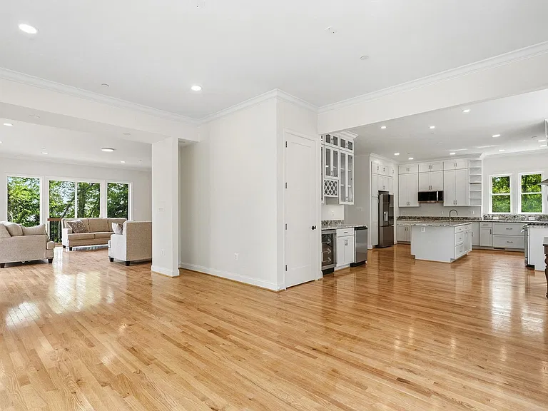 5116 Shore Dr — Photo 53