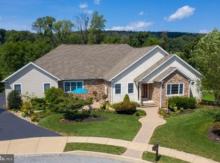 3869 Conifer Ct, York, PA 17406