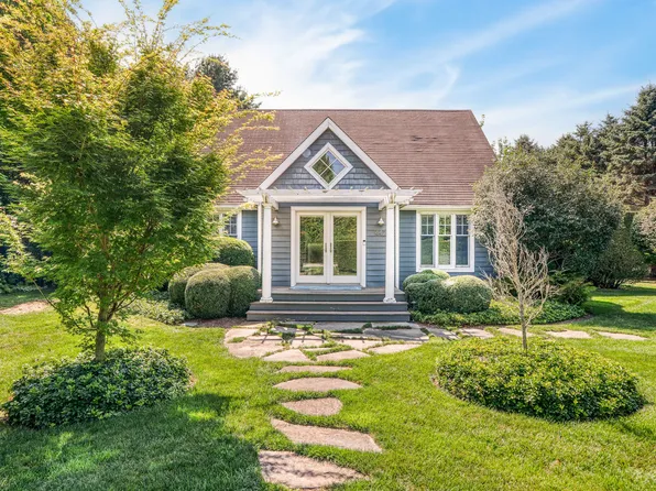 442 Blank Ln, Water Mill, NY 11976