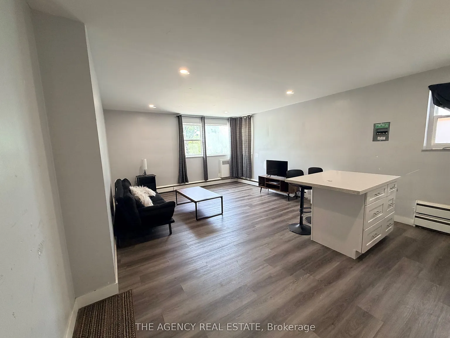 1 bed, $1,525 — Photo 2
