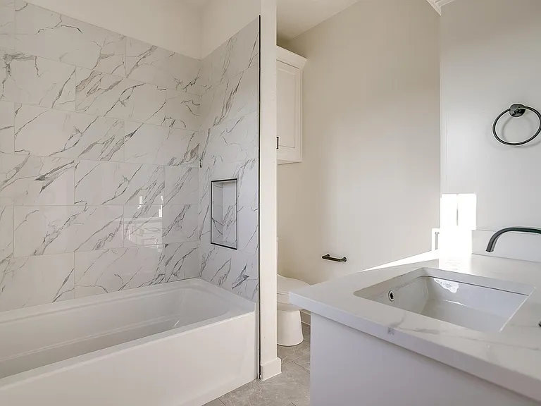 3108 Frazier Ave — Photo 14