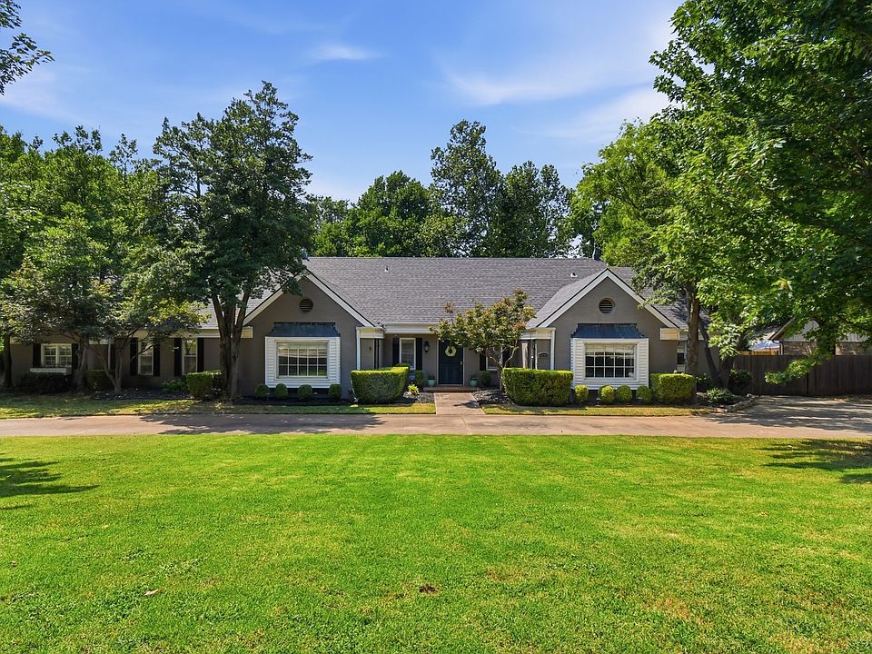 1st image of 6748 S Atlanta Pl