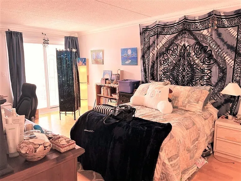 200 Cove Way #318 — Photo 2