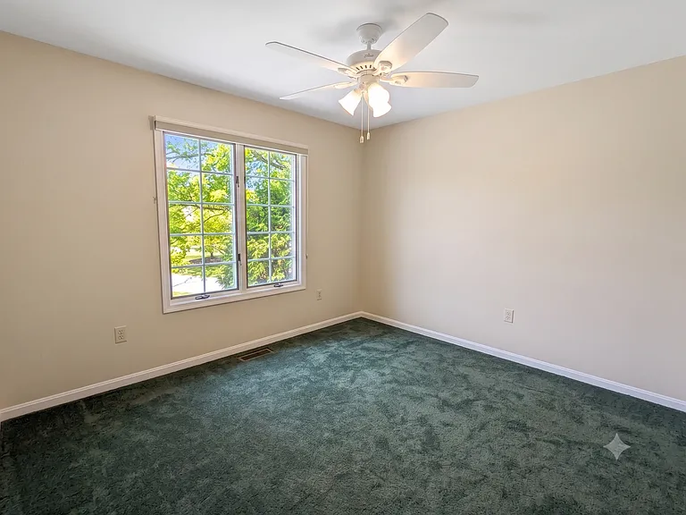 7300 Deer Lake Ln — Photo 1