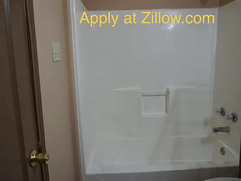 1310 E Stewart St #2 — Photo 2