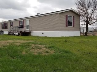 121 N 1st St W, Baker, MT 59313
