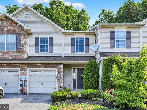 705 Caramist Cir, Sinking Spring, PA 19608